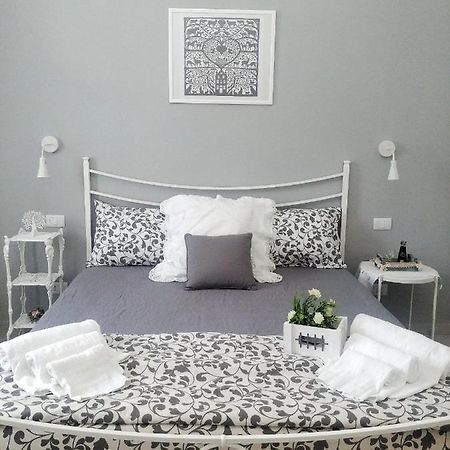 Dove Nasce Il Sole B&B Николози Экстерьер фото